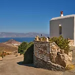 Stella, Lefkes Paros Villa