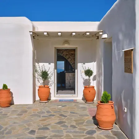 Stella, Lefkes Paros * Lefkes (Paros)