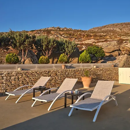 Stella, Lefkes Paros * Lefkes (Paros)