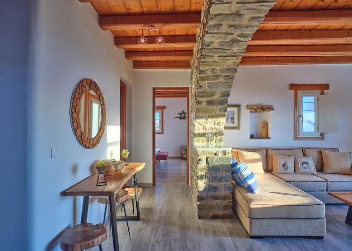 Stella, Lefkes Paros レフケス